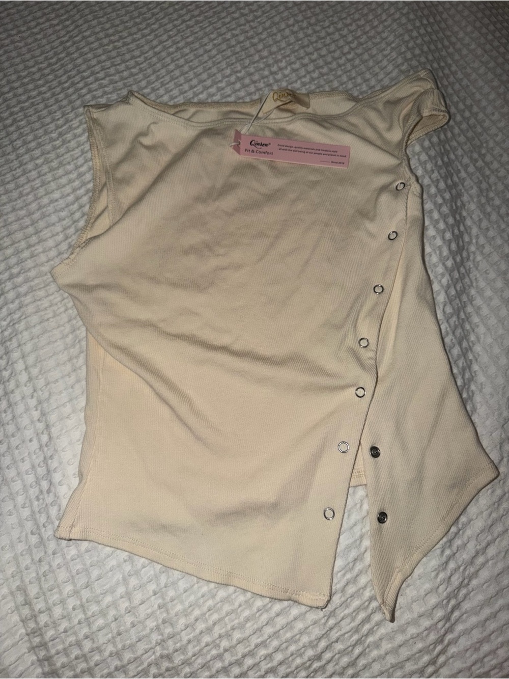 Quince Cream Ribbed Asymmetrical Snap-Detail Tank